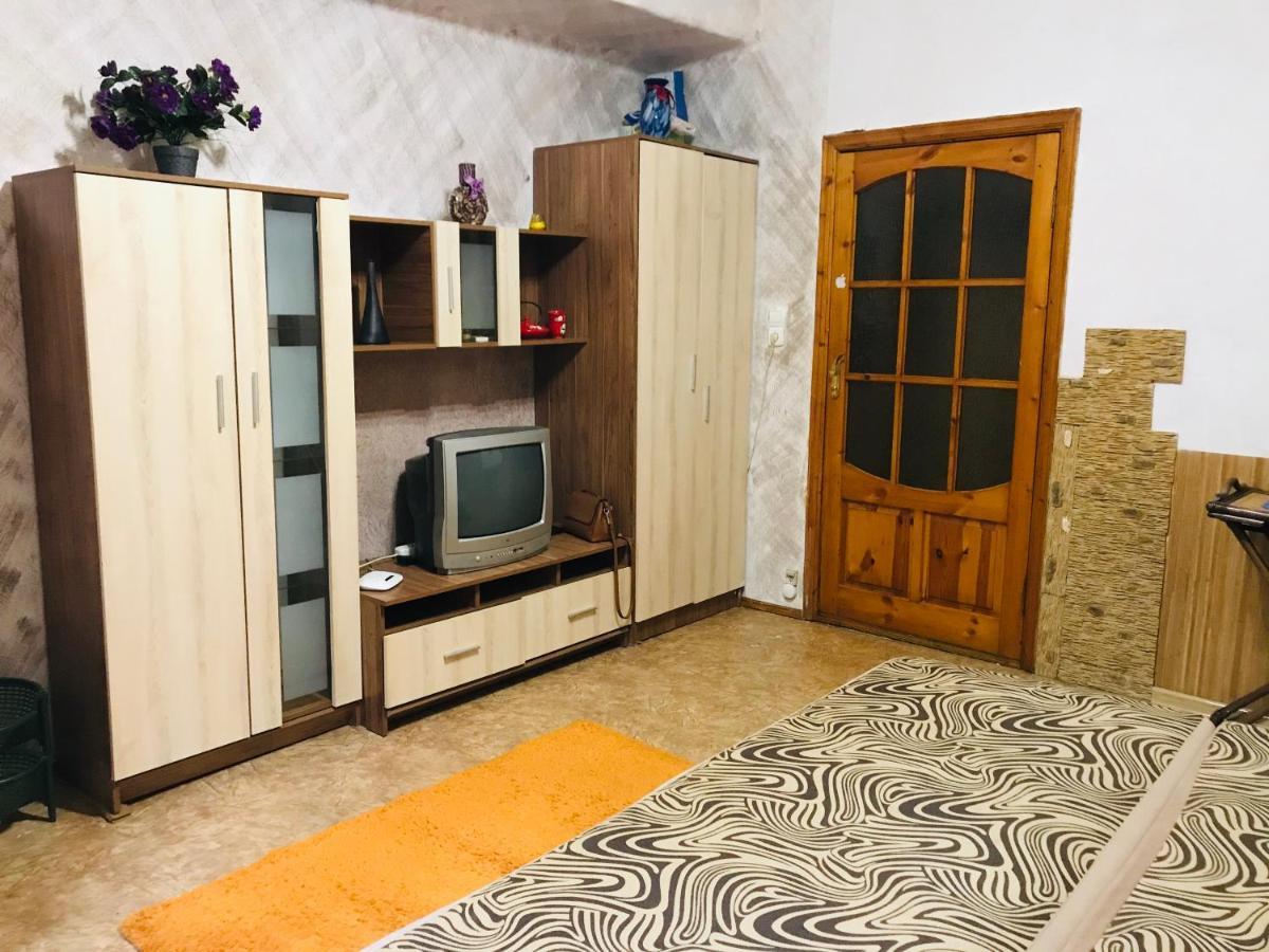 1 Room Apartment 敖德萨 外观 照片